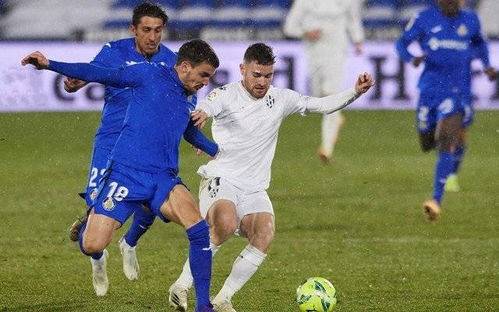 斯的对战中 斯的对战中