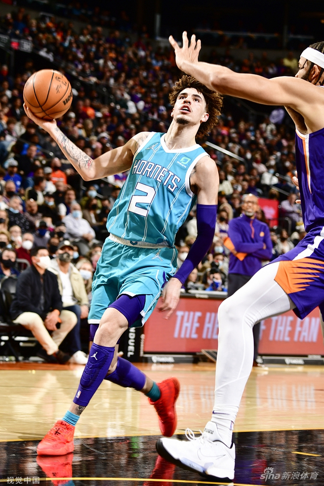 转向更注重 转向更注重